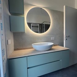 Mobile bagno a cestoni